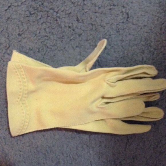 Lot of 11 Pair of c. 1950s '50s or 1960s '60s Vintage Gloves, Approx. Sizes 5-6 - Picture 11 of 12